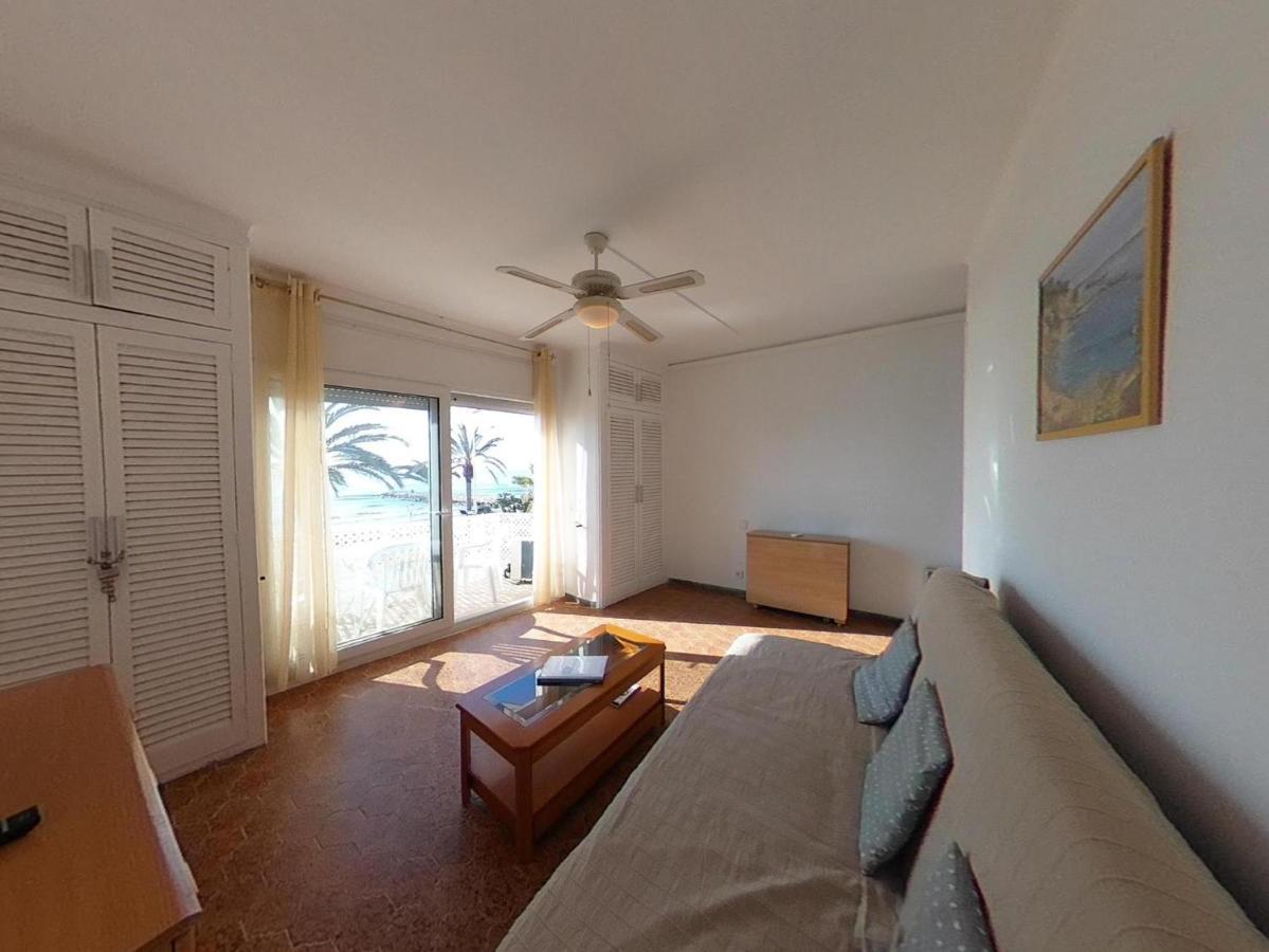 Liliane Apartment 锡切斯 外观 照片