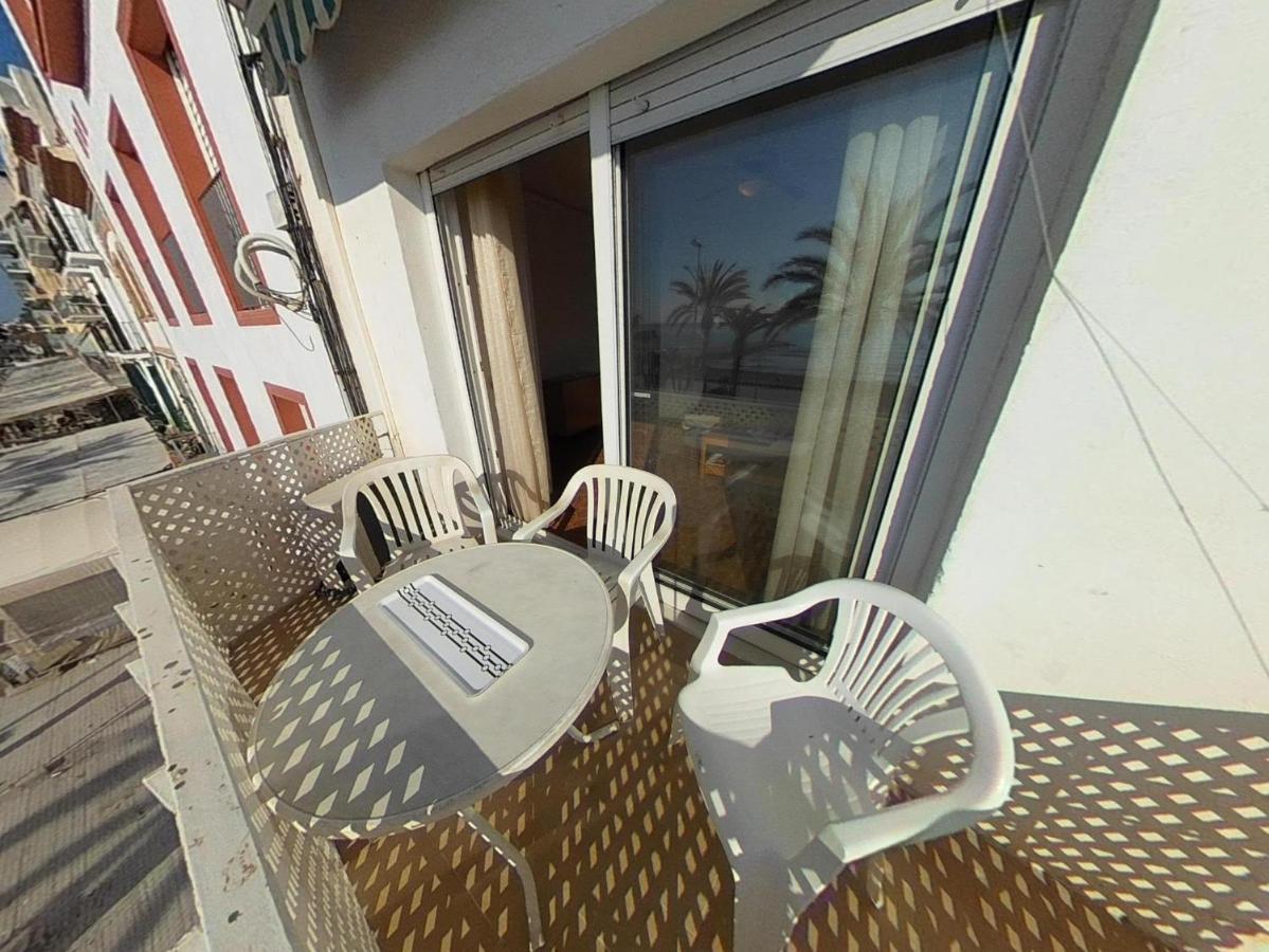 Liliane Apartment 锡切斯 外观 照片